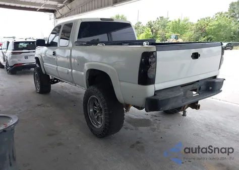2005 Chevrolet Silverado 2500Hd Ls from USA, damaged, VIN 1GCHK29U25E148529